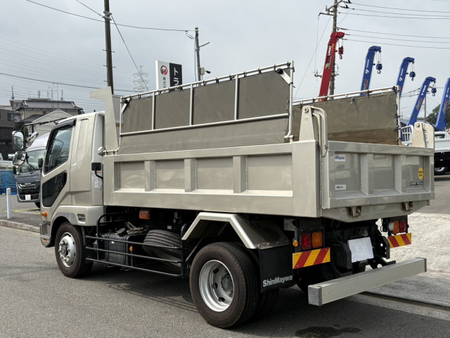 三菱 ファイター 2KG-FK62FZ(2WD)の写真4