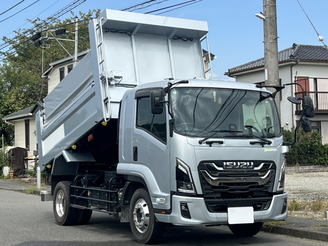 いすゞ フォワード 2RG-FTR90U4(2WD)の写真2