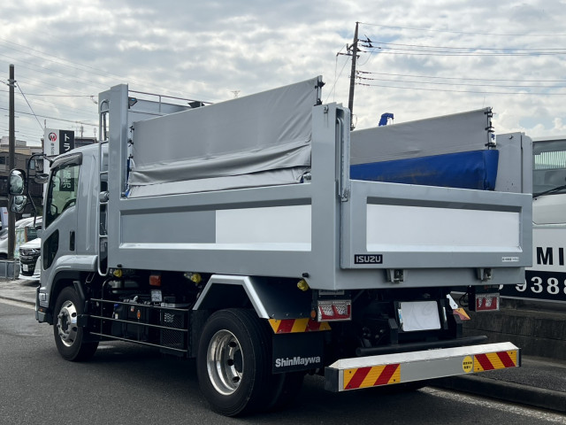 いすゞ フォワード 2RG-FTR90U4(2WD)の写真4