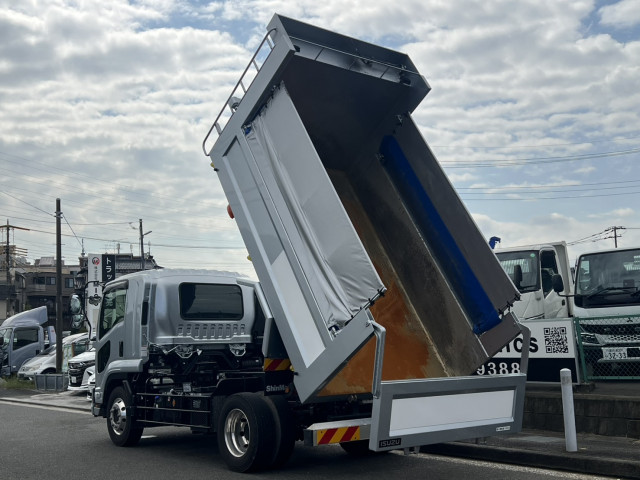 いすゞ フォワード 2RG-FTR90U4(2WD)の写真9