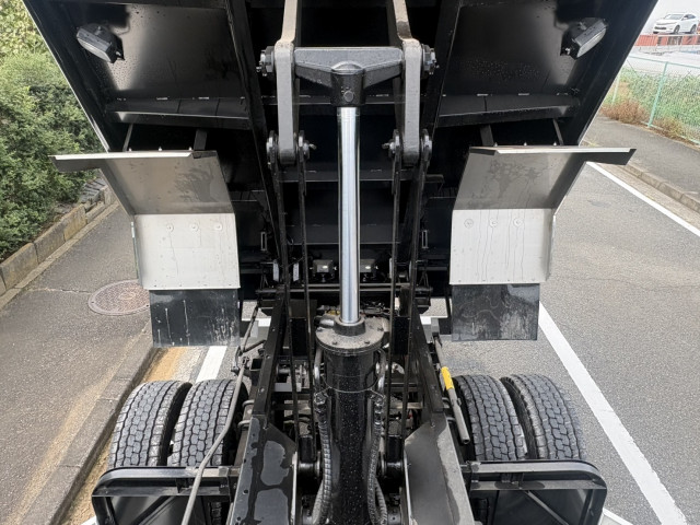 いすゞ フォワード 2RG-FTR90U4(2WD)の写真14