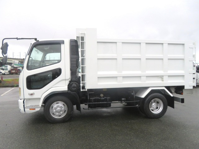 三菱 ファイター PDG-FK71R(2WD)の写真9