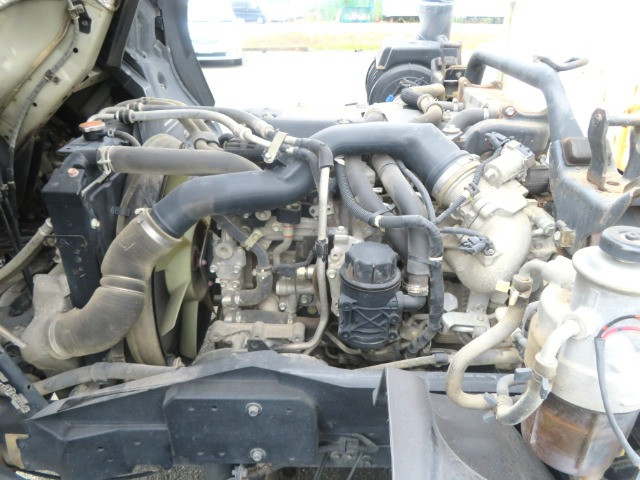 いすゞ フォワード TKG-FRR90S1(2WD)の写真11