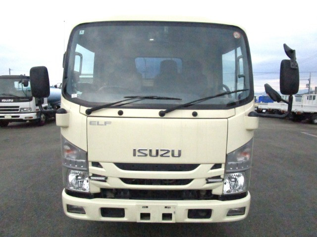 いすゞ エルフ TPG-NMR85AN(2WD)の写真3