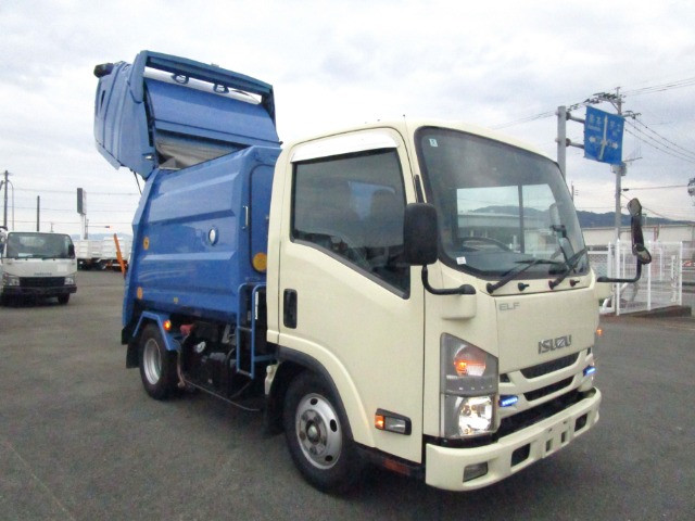 いすゞ エルフ TPG-NMR85AN(2WD)の写真23