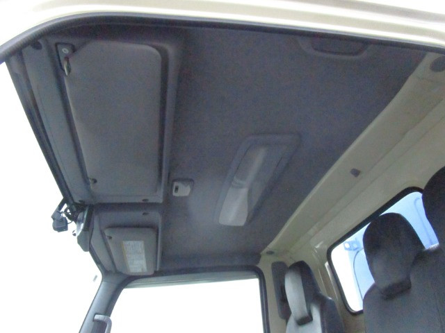 いすゞ エルフ TPG-NMR85AN(2WD)の写真31