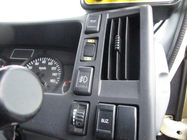 いすゞ エルフ TPG-NMR85AN(2WD)の写真42