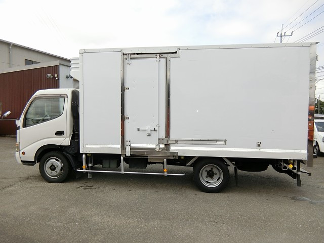 トヨタ トヨエース BDG-XZU414(2WD)の写真9