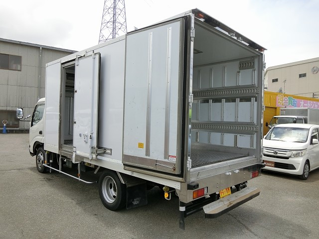 トヨタ トヨエース BDG-XZU414(2WD)の写真13