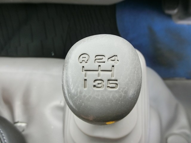 トヨタ トヨエース BDG-XZU414(2WD)の写真21