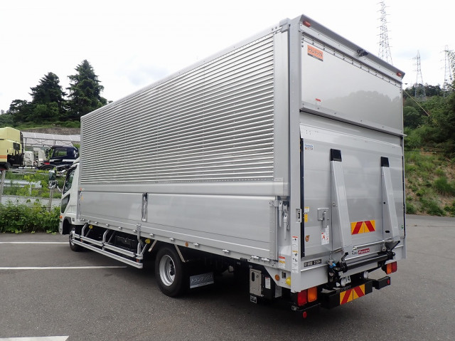 三菱 ファイター 2KG-FK65F(2WD)の写真4
