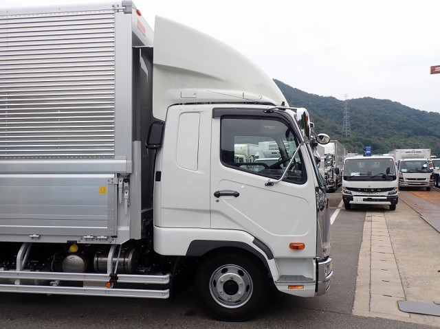 三菱 ファイター 2KG-FK65F(2WD)の写真13