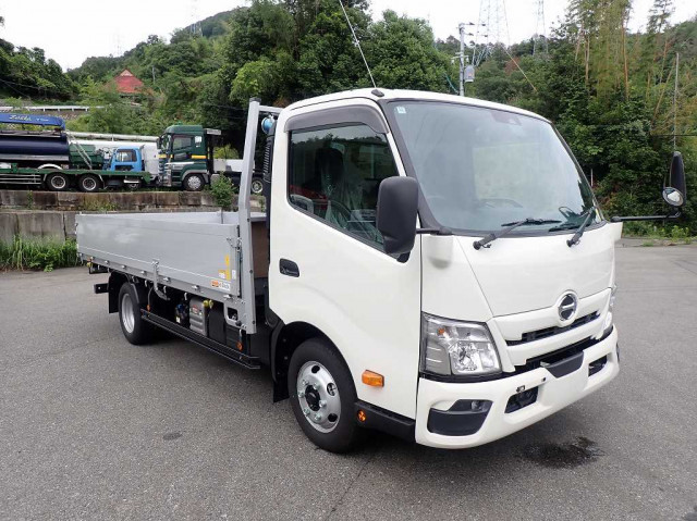 日野 デュトロ 2WG-XZU713N(2WD)の写真2