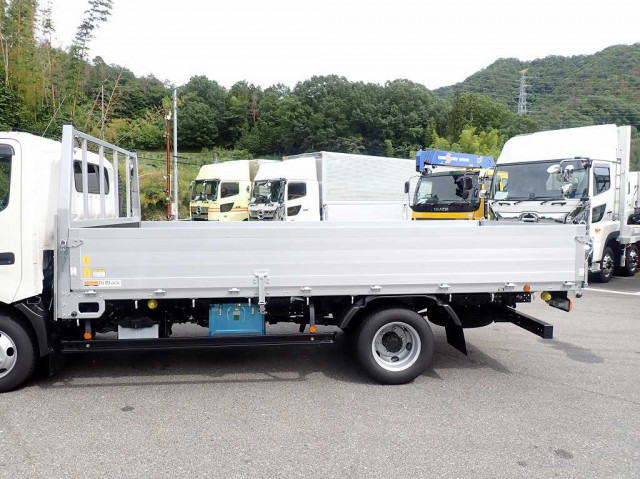 日野 デュトロ 2WG-XZU713N(2WD)の写真9