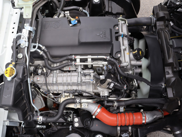 三菱 キャンター 2PG-FEA80(2WD)の写真31