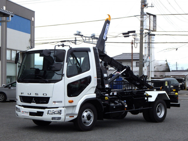 三菱 ファイター 2KG-FK72F 2WD