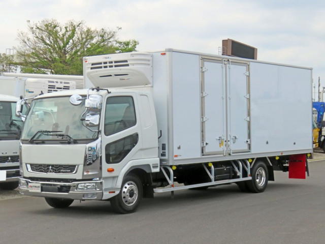 三菱 ファイター 2KG-FK65F 2WD