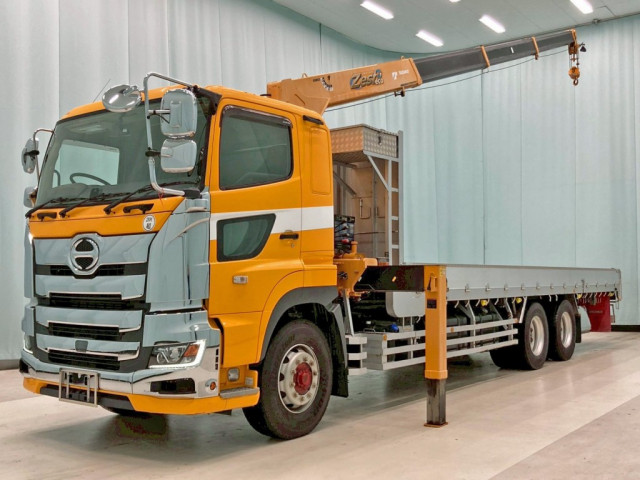 プロフィア クレーン付