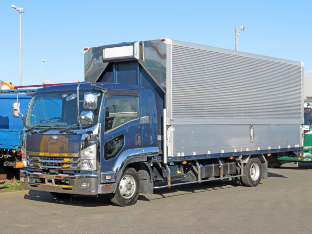 フォワード ウイング