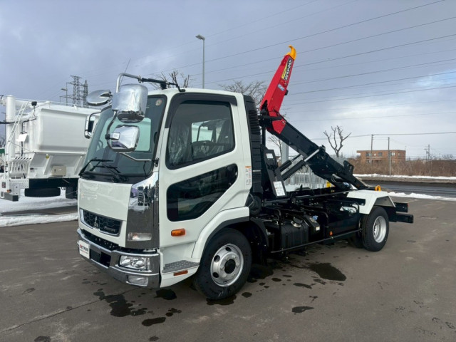 三菱 ファイター 2KG-FK72F 2WD