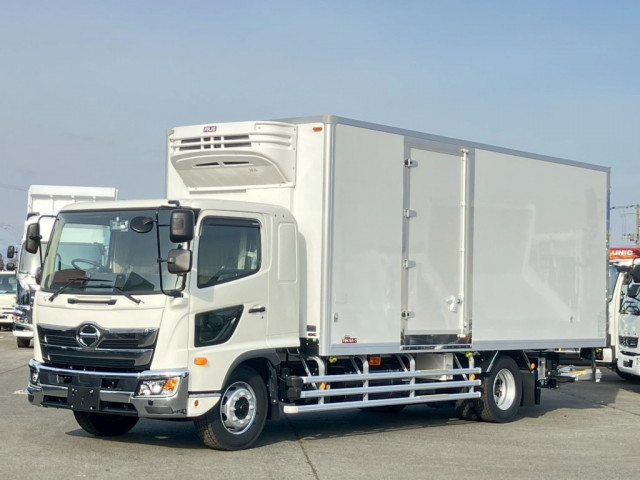 日野 レンジャー 2KG-FE2ACG 