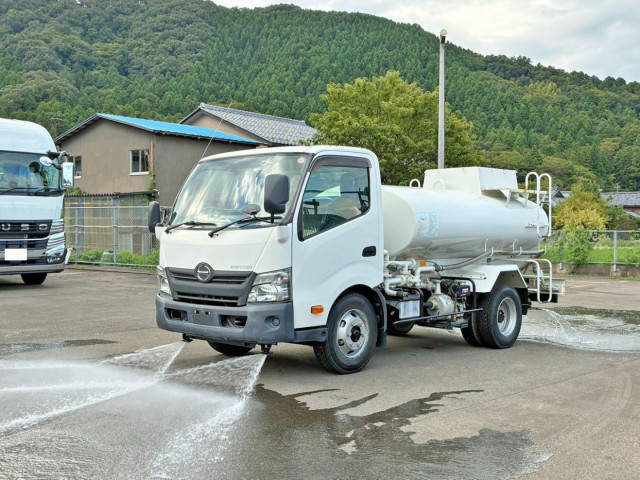 日野 デュトロ 2KG-XZU700M 2WD