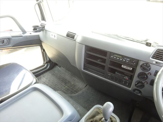 三菱 ファイター TKG-FK71F(2WD)の写真28