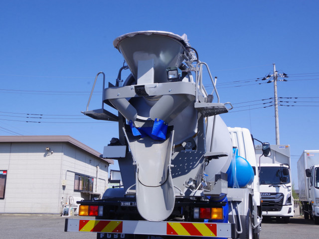 三菱 ファイター 2KG-FK72F(2WD)の写真8