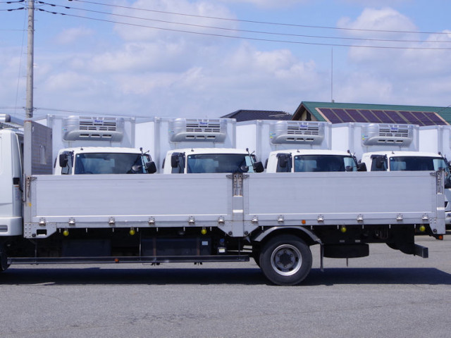 三菱 ファイター 2KG-FK61F(2WD)の写真17