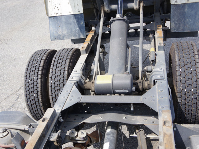 いすゞ エルフ TPG-NKR85AN(2WD)の写真8