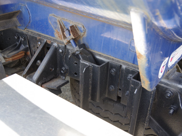 いすゞ フォワード 2PG-FRR90S1(2WD)の写真8