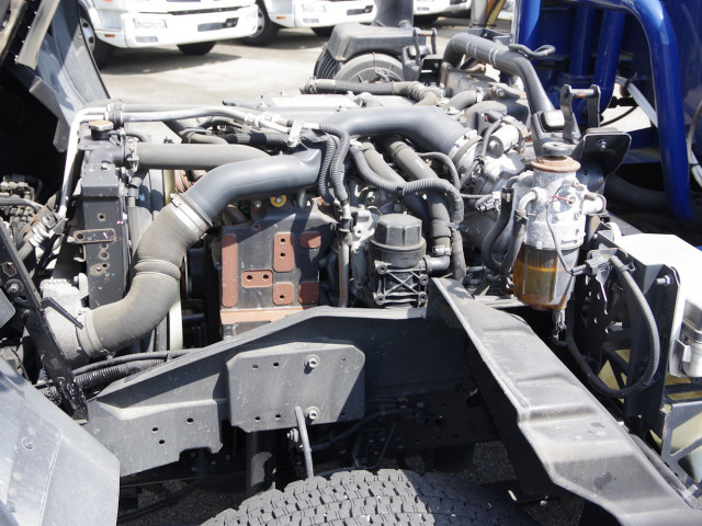 いすゞ フォワード 2PG-FRR90S1(2WD)の写真21