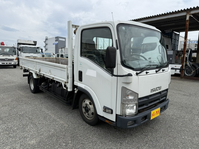 いすゞ エルフ BKG-NMR85AN(2WD)の写真2