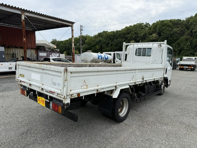 いすゞ エルフ BKG-NMR85AN(2WD)の写真6