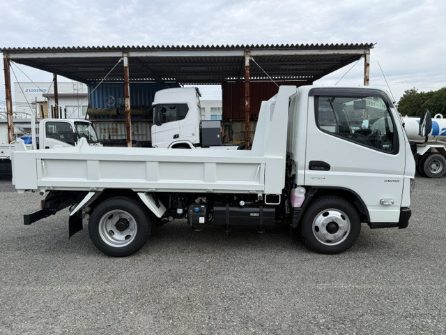 三菱 キャンター 2RG-FBA60(2WD)の写真7