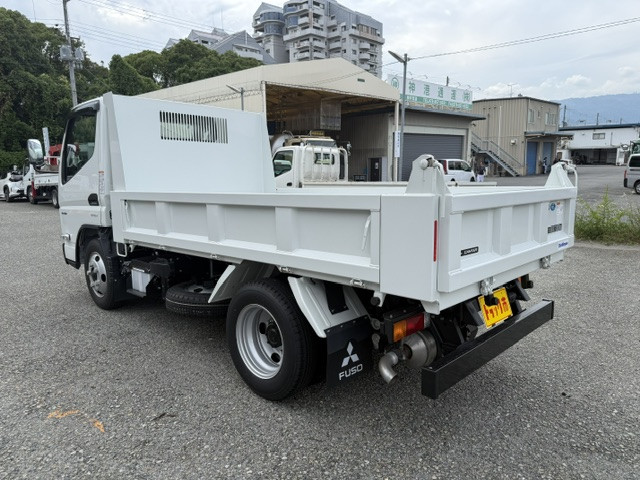 三菱 キャンター 2RG-FBA60(2WD)の写真9