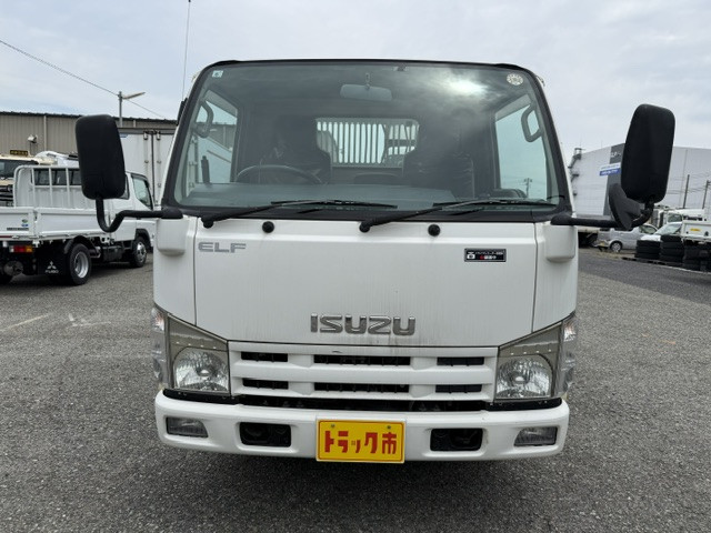 いすゞ エルフ TKG-NKR85AD(2WD)の写真3