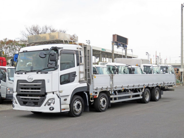 UDトラックス クオン 2PG-CG5CA 