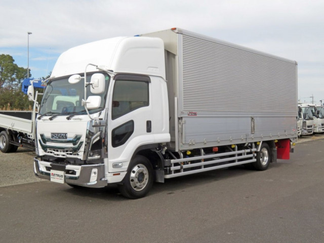 フォワード ウイング