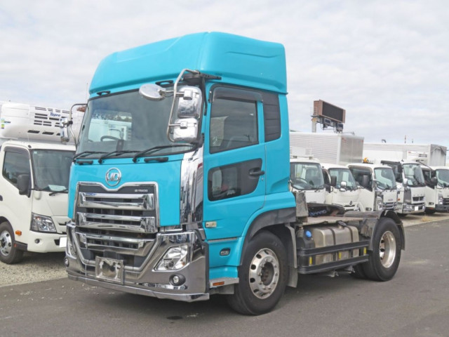 UDトラックス クオン 2PG-GK5AAB 