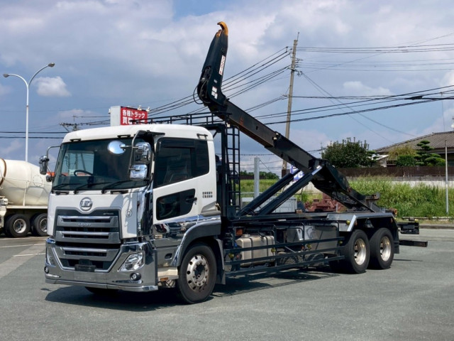 UDトラックス クオン 2PG-CD5CL 