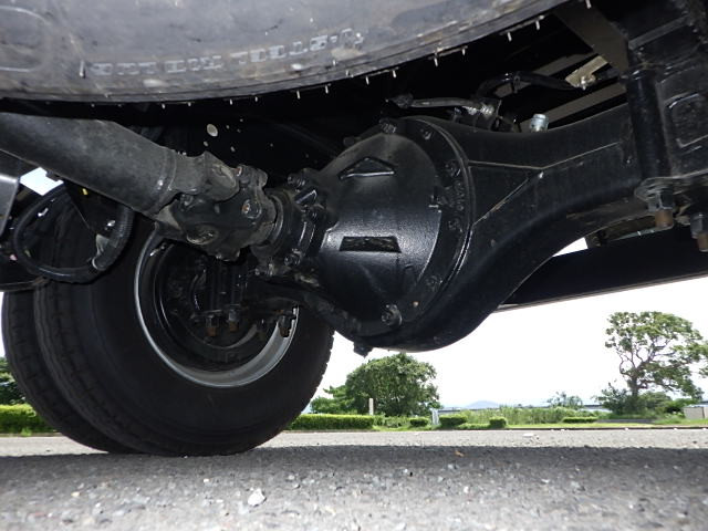 いすゞ フォワード 2RG-FRR90S4(2WD)の写真19
