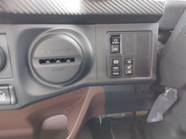 日野 レンジャー 2KG-FE2ACG(2WD)の写真9