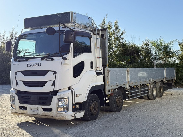 いすゞ ギガ QKG-CYJ77B 