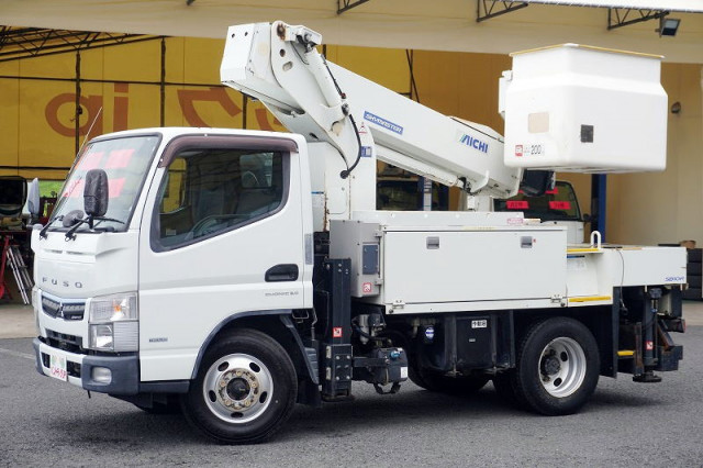 キャンター 高所作業車