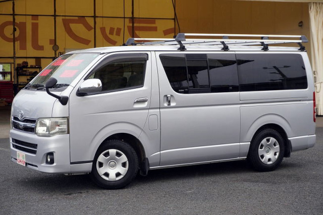 トヨタ ハイエースバン CBF-TRH200V 2WD