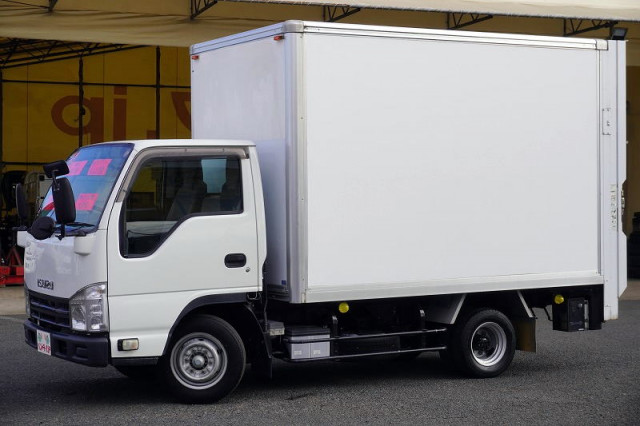 いすゞ エルフ TRG-NHR85AN 2WD