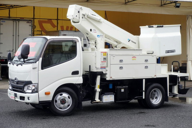 日野 デュトロ TKG-XZU685M 4WD