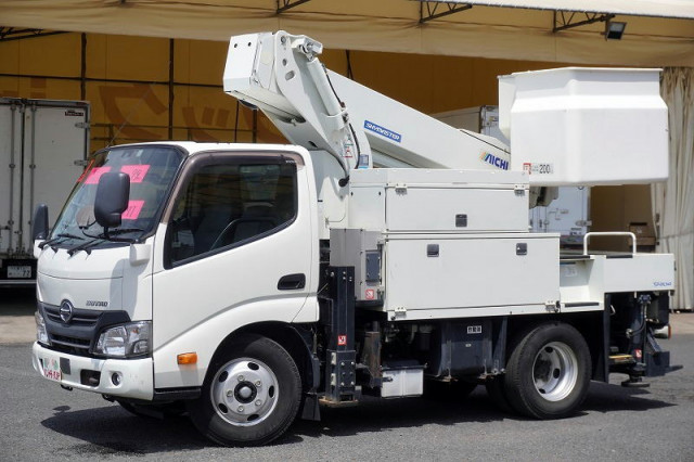 日野 デュトロ TKG-XZU600X 2WD