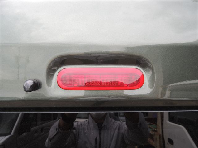 スズキ エブリイ 5BD-DA17V(2WD)の写真17